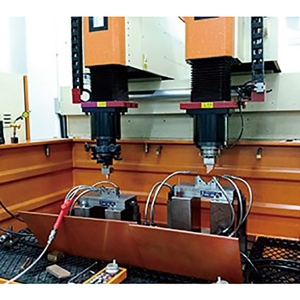 模具部-雙頭火花機